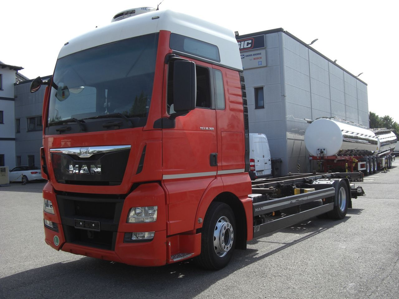 MAN 18360XXL TGX / LBW MAN 18360XXL TGX / LBW - Containerwagen/ Wechselfahrgestell LKW: das Bild 1 MAN 18360XXL TGX / LBW MAN 18360XXL TGX / LBW - Containerwagen/ Wechselfahrgestell LKW: das Bild 1