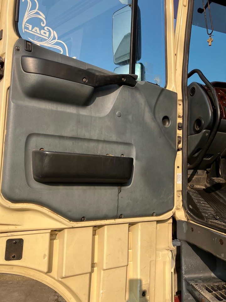 DAF XF 95 430 Platform - Pritsche LKW: das Bild 4 DAF XF 95 430 Platform - Pritsche LKW: das Bild 4