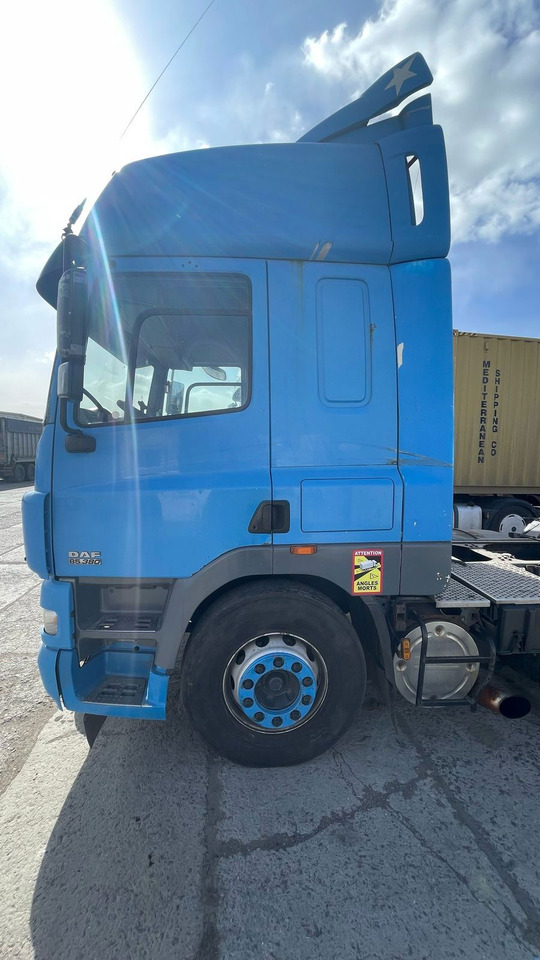 Sattelzugmaschine DAF CF 85.430 Tractor head: das Bild 8
