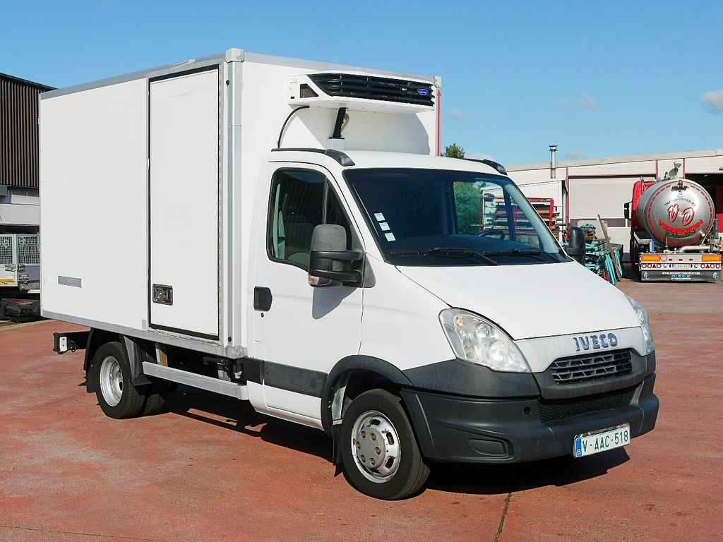 Iveco 35C13 DAILY KUHLKOFFER CARRIER XARIOS 300 -20C Iveco 35C13 DAILY KUHLKOFFER CARRIER XARIOS 300 -20C - Kühltransporter: das Bild 2 Iveco 35C13 DAILY KUHLKOFFER CARRIER XARIOS 300 -20C Iveco 35C13 DAILY KUHLKOFFER CARRIER XARIOS 300 -20C - Kühltransporter: das Bild 2