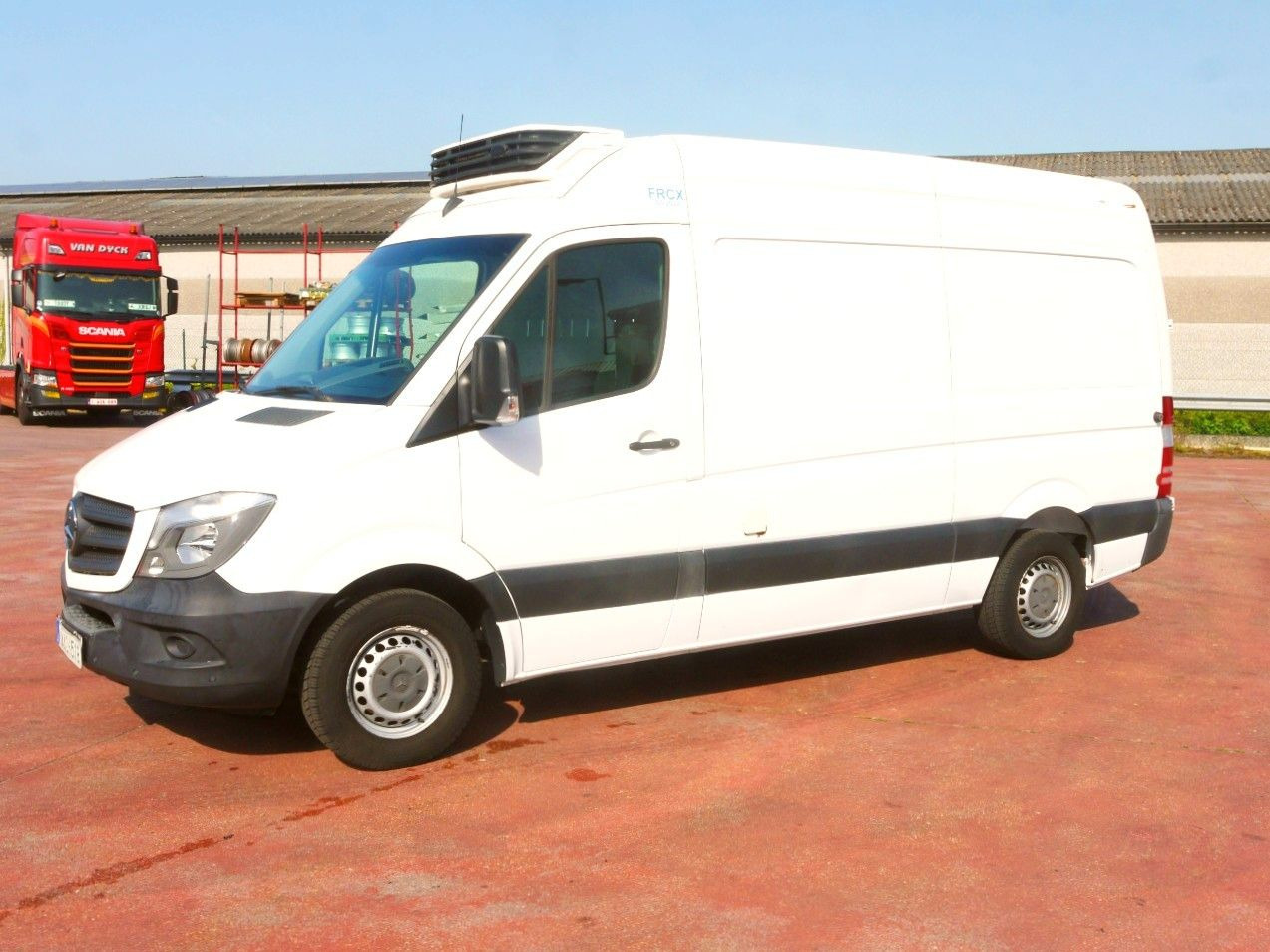 Mercedes-Benz 313 SPRINTER KUHLKASTENWAGEN CARRIER XARIOS -20C - Kühltransporter: das Bild 4 Mercedes-Benz 313 SPRINTER KUHLKASTENWAGEN CARRIER XARIOS -20C - Kühltransporter: das Bild 4