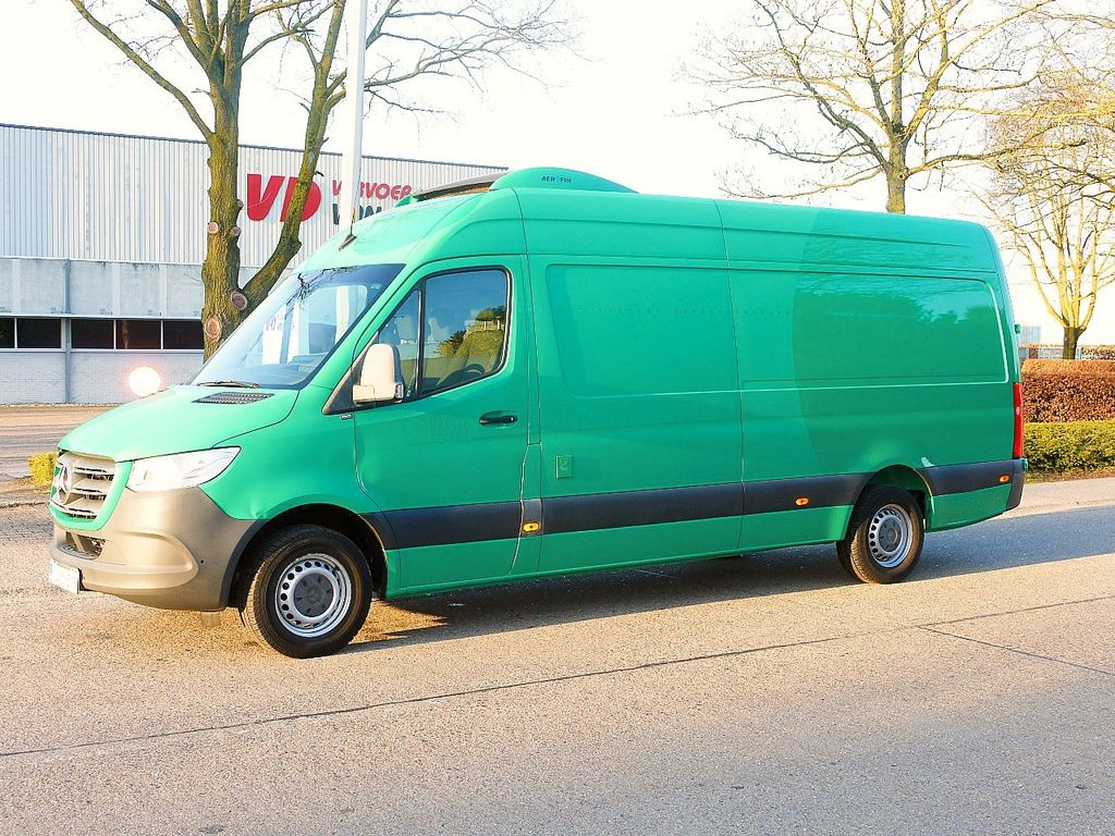 Mercedes-Benz 314 SPRINTER MAXI KUHLKASTGENWAGEN CARIER XARIOS - Kühltransporter: das Bild 2 Mercedes-Benz 314 SPRINTER MAXI KUHLKASTGENWAGEN CARIER XARIOS - Kühltransporter: das Bild 2