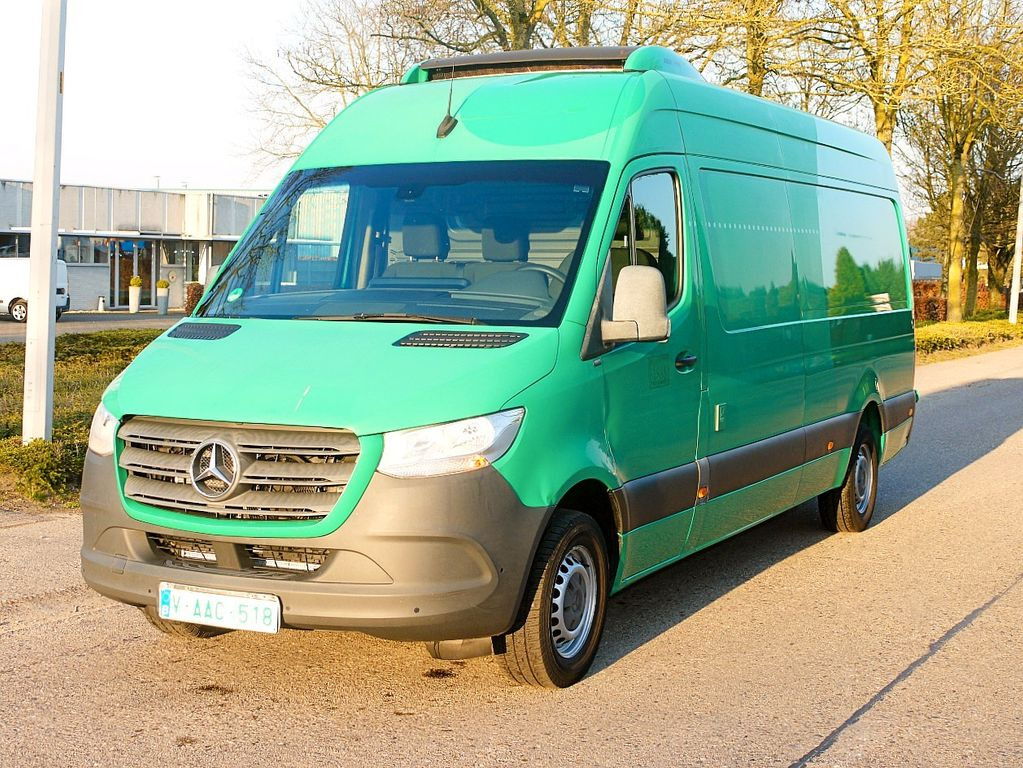 Mercedes-Benz 314 SPRINTER MAXI KUHLKASTGENWAGEN CARIER XARIOS - Kühltransporter: das Bild 1 Mercedes-Benz 314 SPRINTER MAXI KUHLKASTGENWAGEN CARIER XARIOS - Kühltransporter: das Bild 1