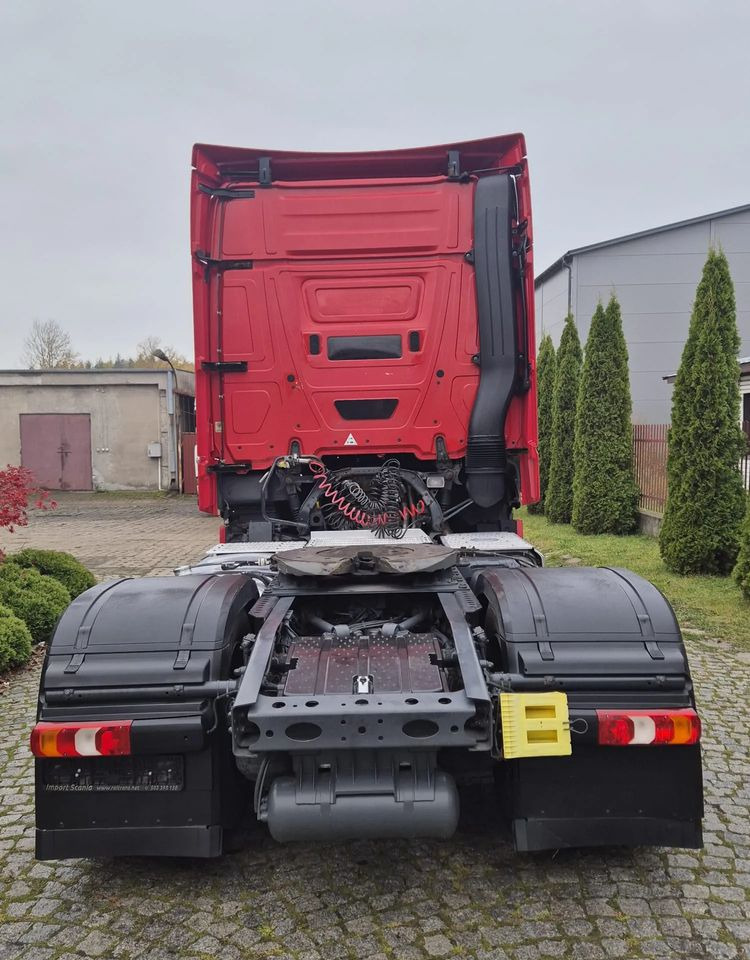 Mercedes-Benz 1845 - Sattelzugmaschine: das Bild 5 Mercedes-Benz 1845 - Sattelzugmaschine: das Bild 5