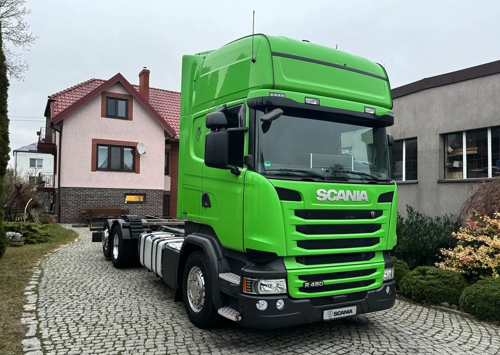Scania R450 - Fahrgestell LKW: das Bild 3 Scania R450 - Fahrgestell LKW: das Bild 3