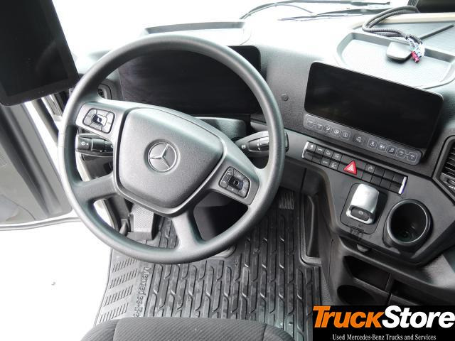 Sattelzugmaschine Mercedes-Benz Actros 1845 LS nRL: das Bild 7