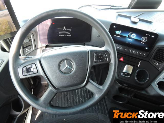 Sattelzugmaschine Mercedes-Benz Actros 1848 LS: das Bild 7 Sattelzugmaschine Mercedes-Benz Actros 1848 LS: das Bild 7