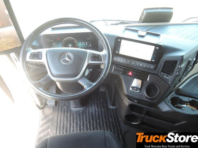 Sattelzugmaschine Mercedes-Benz Actros 1848 LS LS: das Bild 8