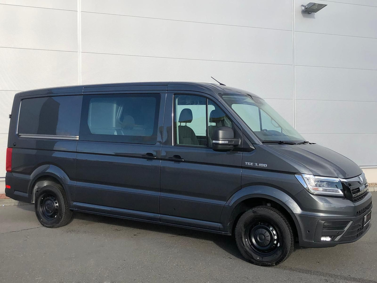 MAN TGE 3.180 L3H2 MIXTO AUTOM ACC LED AHK DAB - Kastenwagen, Transporter mit Doppelkabine: das Bild 2 MAN TGE 3.180 L3H2 MIXTO AUTOM ACC LED AHK DAB - Kastenwagen, Transporter mit Doppelkabine: das Bild 2