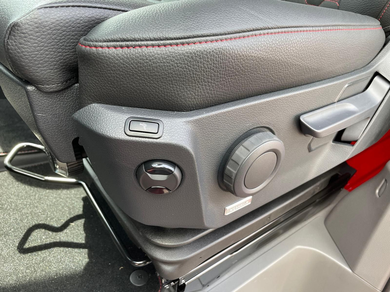 Kastenwagen MAN TGE 3.180 L3H3 Individual Lion S ACC STANDHZ LED: das Bild 26