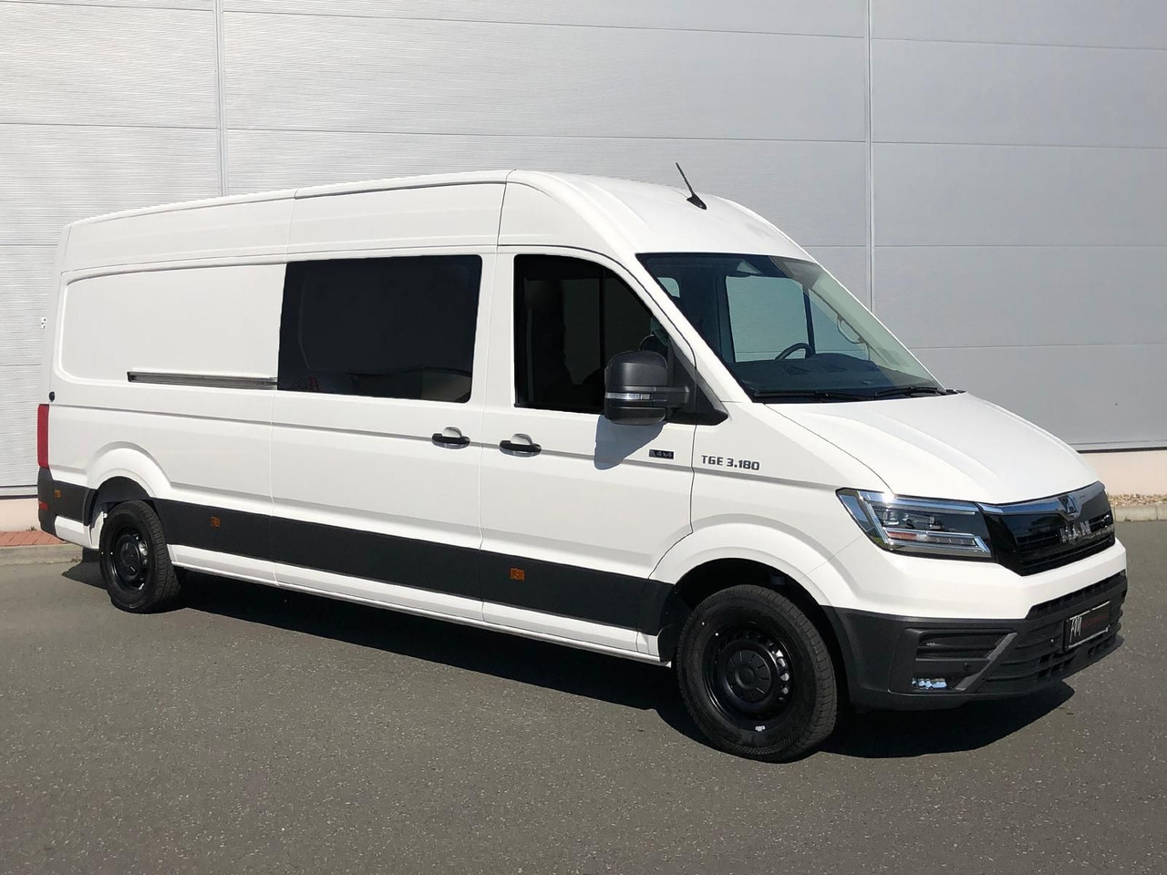 MAN TGE 3.180 L4H3 MIXTO 4x4 LED TEMPOMAT DIFF AHK - Kastenwagen, Transporter mit Doppelkabine: das Bild 2 MAN TGE 3.180 L4H3 MIXTO 4x4 LED TEMPOMAT DIFF AHK - Kastenwagen, Transporter mit Doppelkabine: das Bild 2