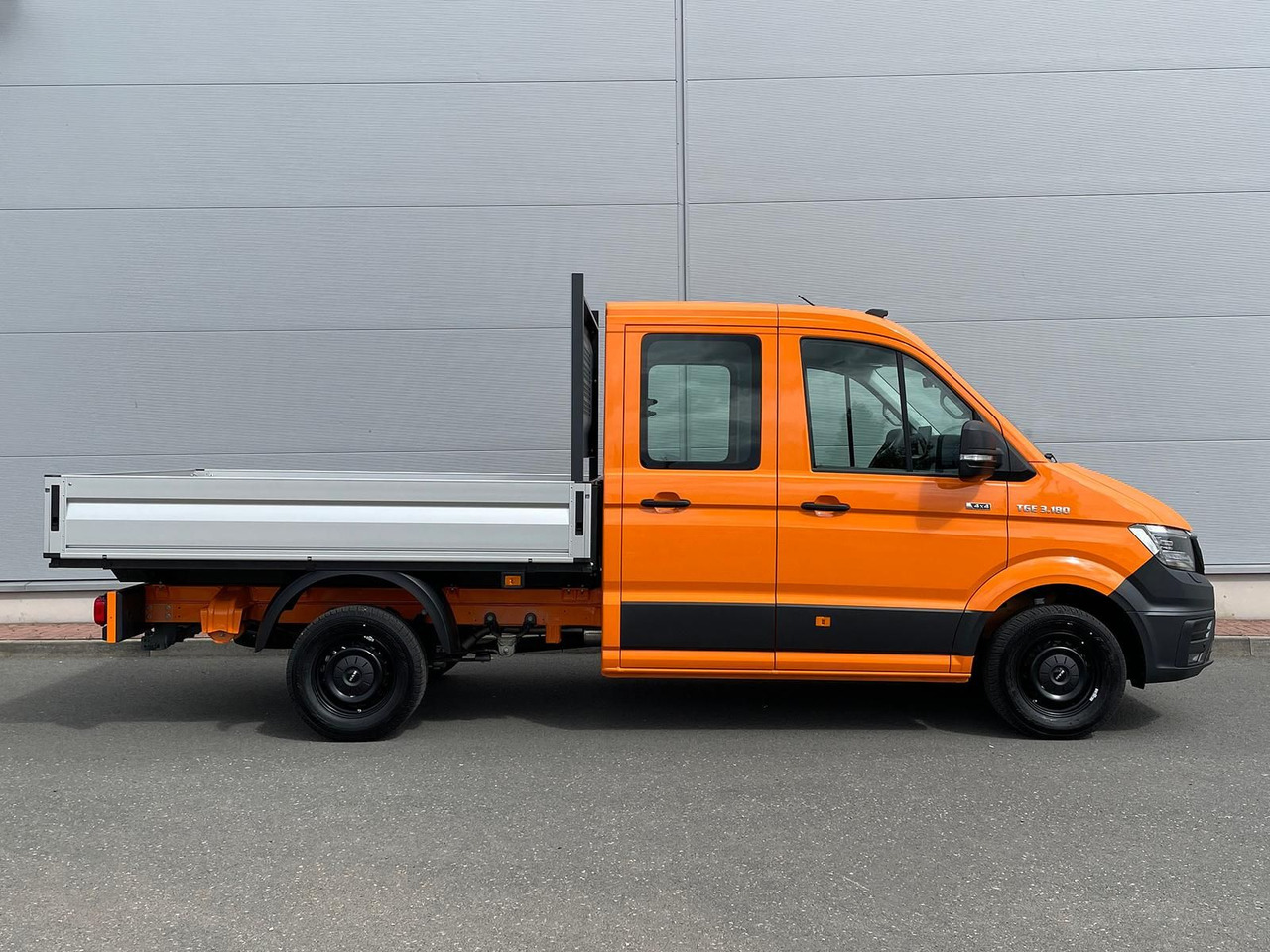 MAN TGE 3.180 Pritsche DOKA MR 4x4 ACC LED DIFF-SPER - Pritsche Transporter, Transporter mit Doppelkabine: das Bild 5 MAN TGE 3.180 Pritsche DOKA MR 4x4 ACC LED DIFF-SPER - Pritsche Transporter, Transporter mit Doppelkabine: das Bild 5