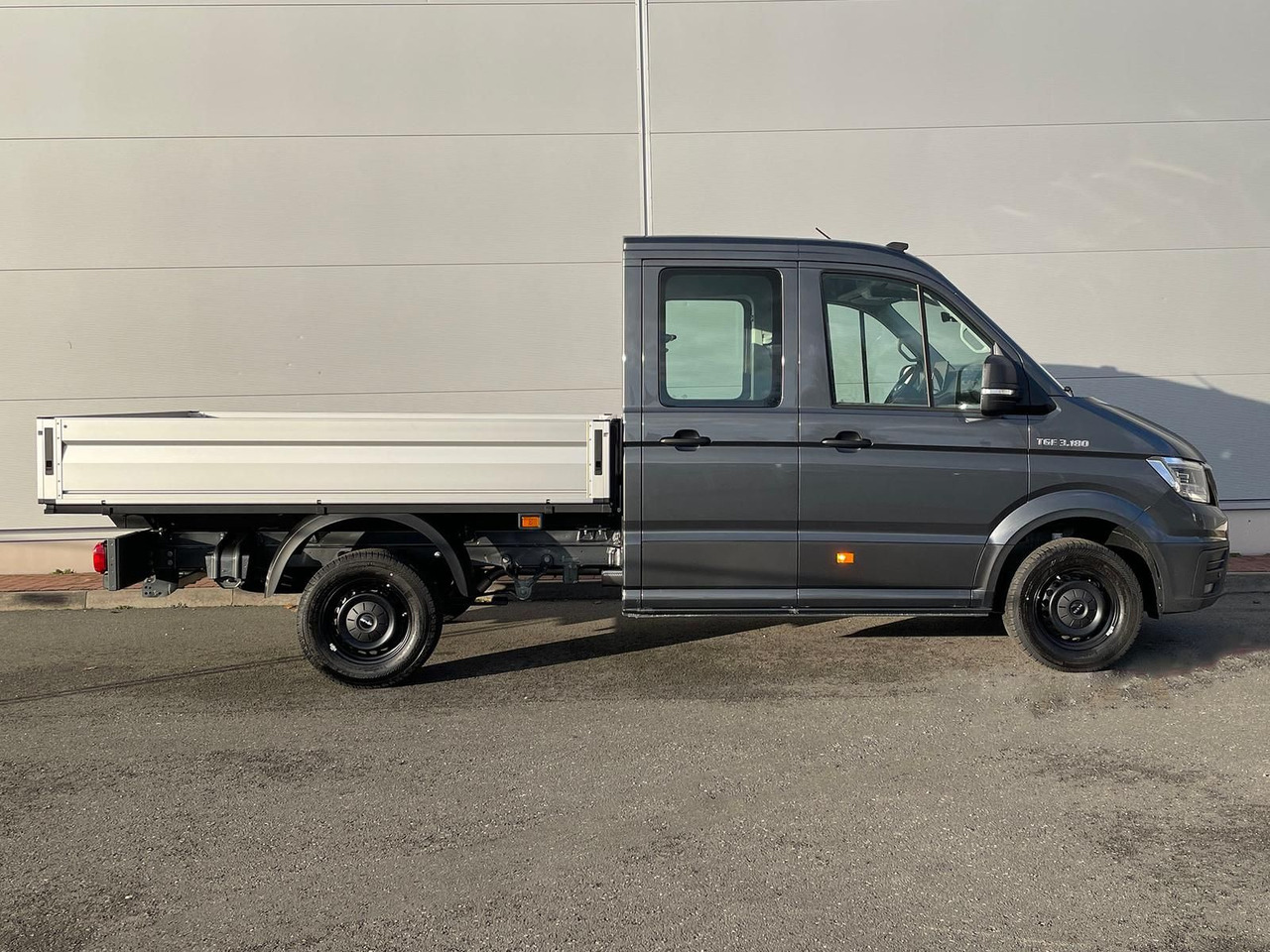 MAN TGE 3.180 Pritsche DOKA MR STANDHZ AHK KAMERA - Pritsche Transporter, Transporter mit Doppelkabine: das Bild 5 MAN TGE 3.180 Pritsche DOKA MR STANDHZ AHK KAMERA - Pritsche Transporter, Transporter mit Doppelkabine: das Bild 5