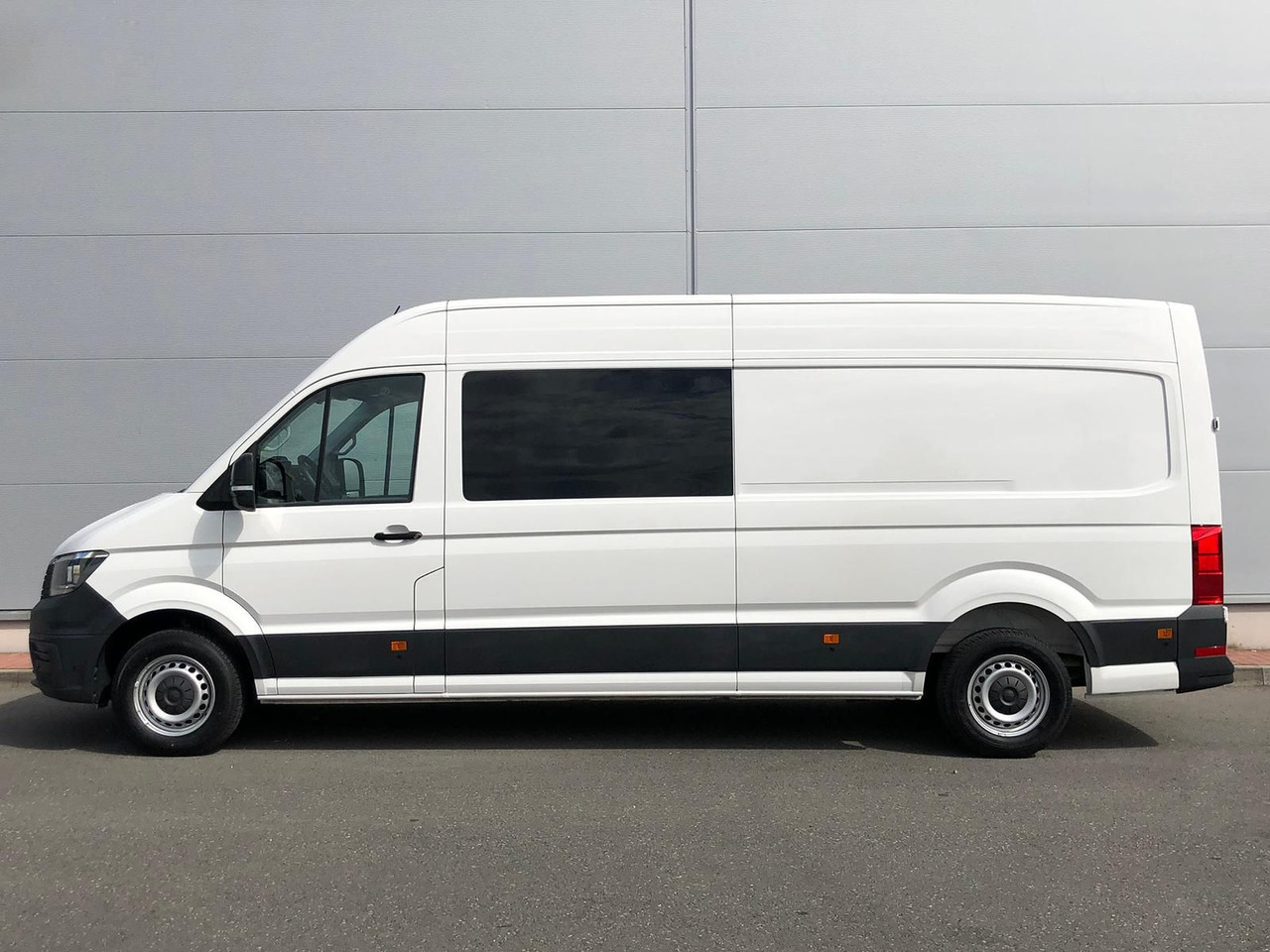 Volkswagen Crafter L4H3 MIXTO 35 TDI KAMERA KLIMA SITZHZ - Kastenwagen, Transporter mit Doppelkabine: das Bild 3 Volkswagen Crafter L4H3 MIXTO 35 TDI KAMERA KLIMA SITZHZ - Kastenwagen, Transporter mit Doppelkabine: das Bild 3