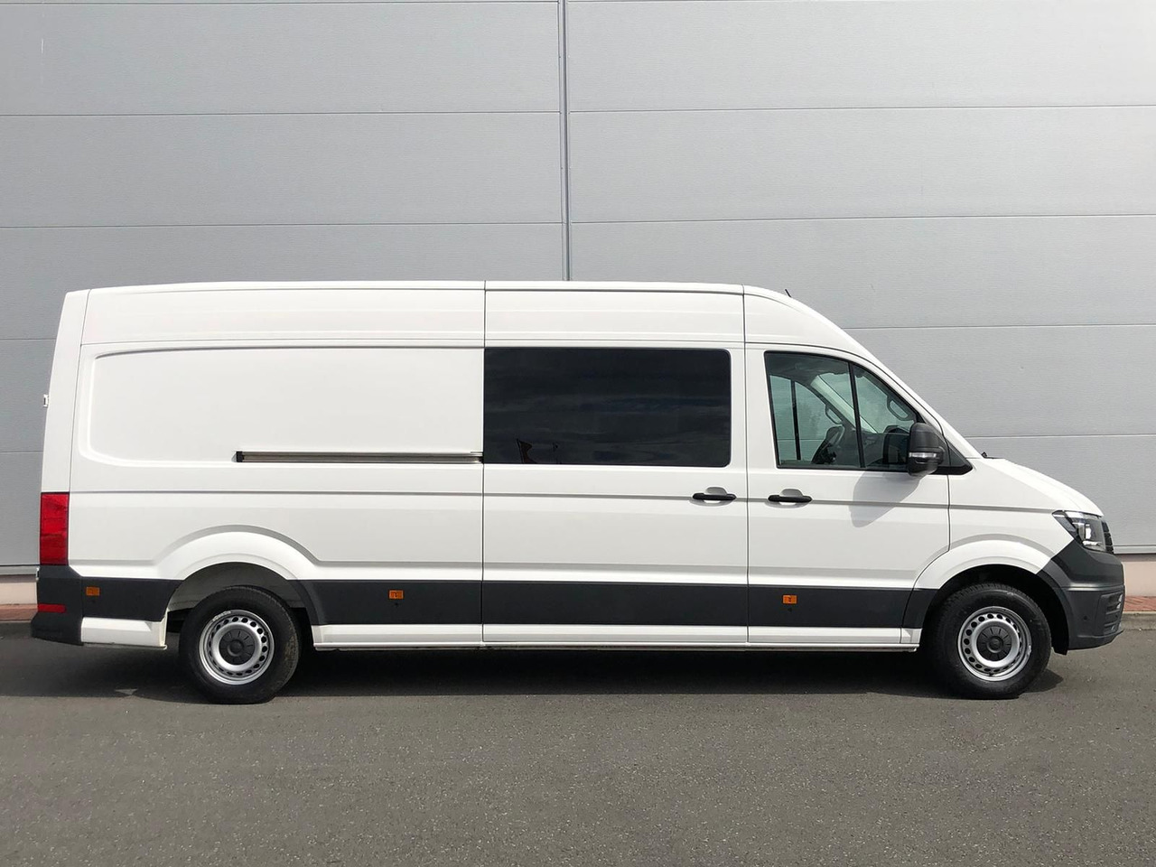 Volkswagen Crafter L4H3 MIXTO 35 TDI KAMERA KLIMA SITZHZ - Kastenwagen, Transporter mit Doppelkabine: das Bild 2 Volkswagen Crafter L4H3 MIXTO 35 TDI KAMERA KLIMA SITZHZ - Kastenwagen, Transporter mit Doppelkabine: das Bild 2