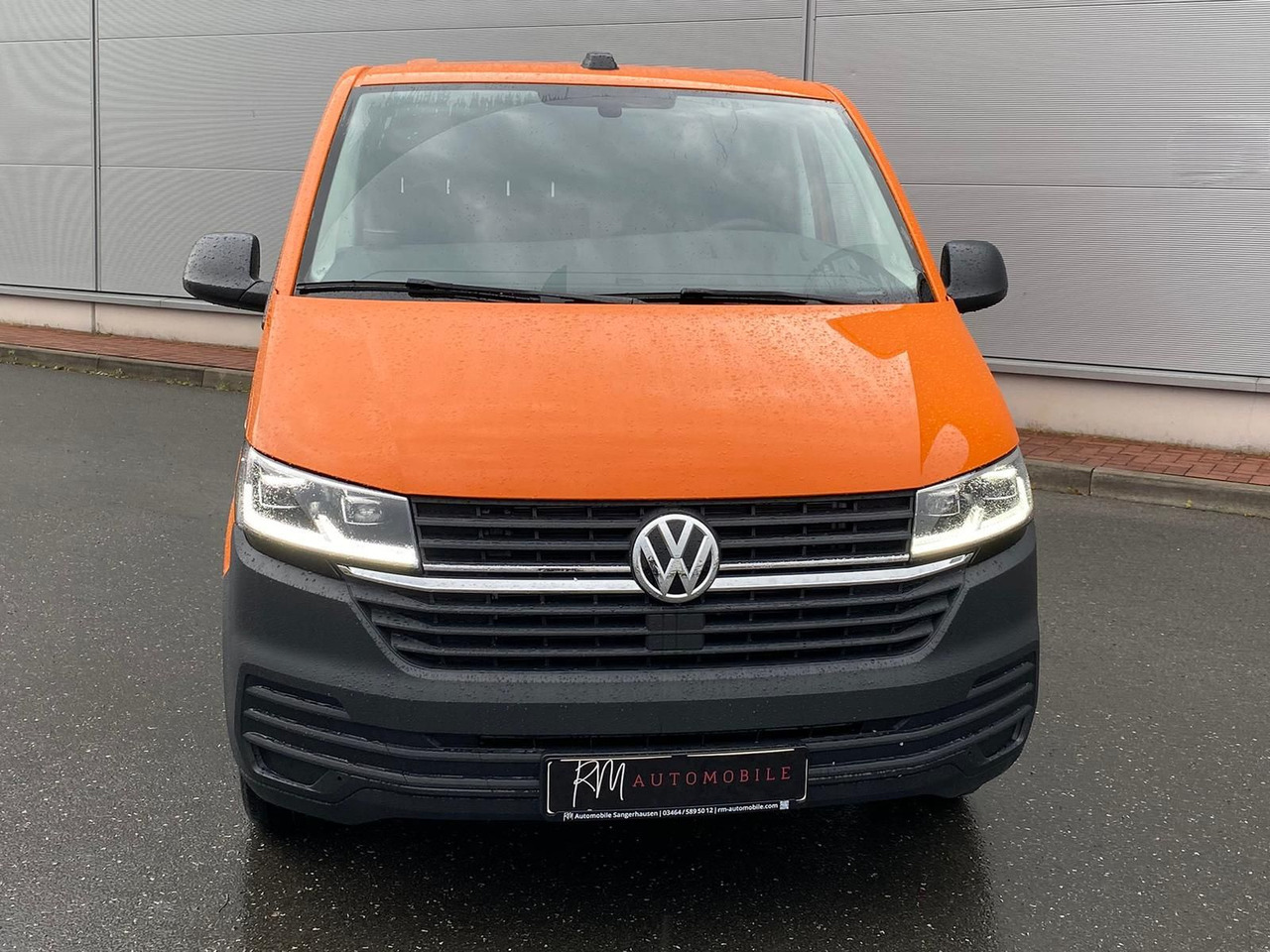 Volkswagen T6.1 Transporter Kasten lang LED PDC KLIMA SITZH - PKW: das Bild 3 Volkswagen T6.1 Transporter Kasten lang LED PDC KLIMA SITZH - PKW: das Bild 3