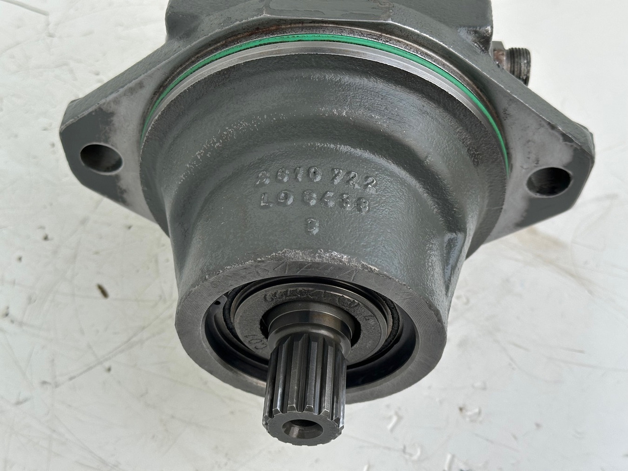 Hydraulikmotor für Bagger LIEBHERR Original Hydraulikeinbaumotor AT-FMF045. ID-Nr.9075181 – ID-Nr.10125043A. A309, A311, A312, A314, A316, A900, A904, A918, R313, R317, R900, R904. #A18.12.90158#: das Bild 15