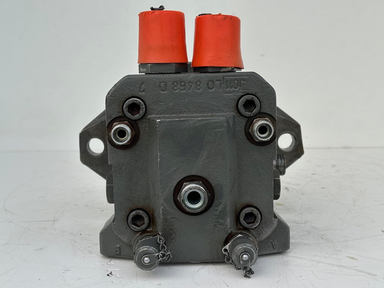 Hydraulikmotor für Bagger LIEBHERR Original Hydraulikeinbaumotor AT-FMF045. ID-Nr.9075181 – ID-Nr.10125043A. A309, A311, A312, A314, A316, A900, A904, A918, R313, R317, R900, R904. #A18.12.90158#: das Bild 12