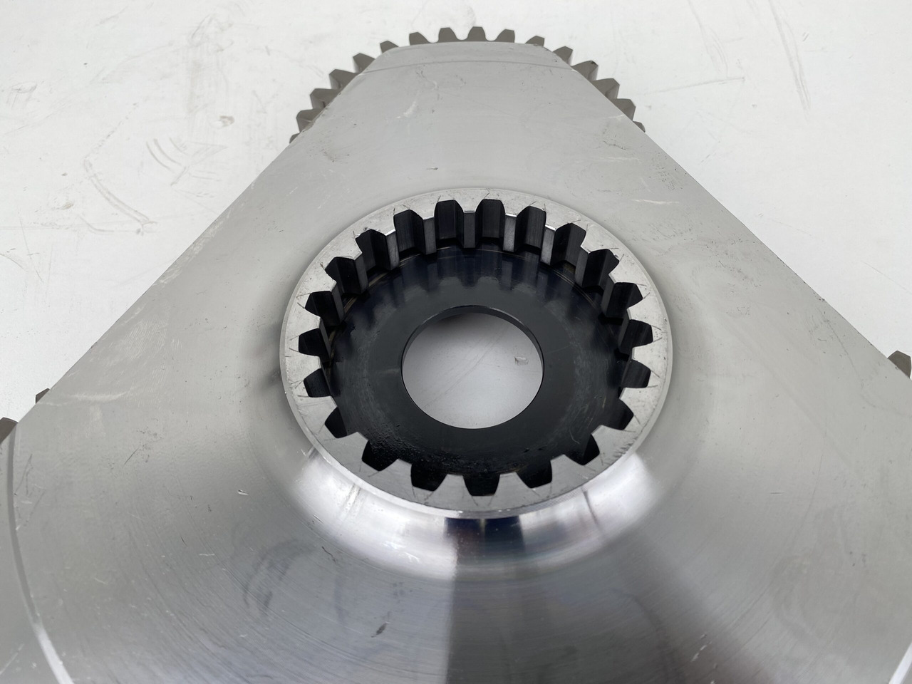 Fahrantrieb für Baumaschine Liebherr Ersatzteile für Fahrantrieb Typ:FAT400P130, mit ID-Nr.90208017.  R926, R930, R934 LC, R934NLC, R936 K-LC, R936 K-NLC, R936 K-SLC, R938 LC, R938 NLC, R938 WLC.  #1081#: das Bild 16