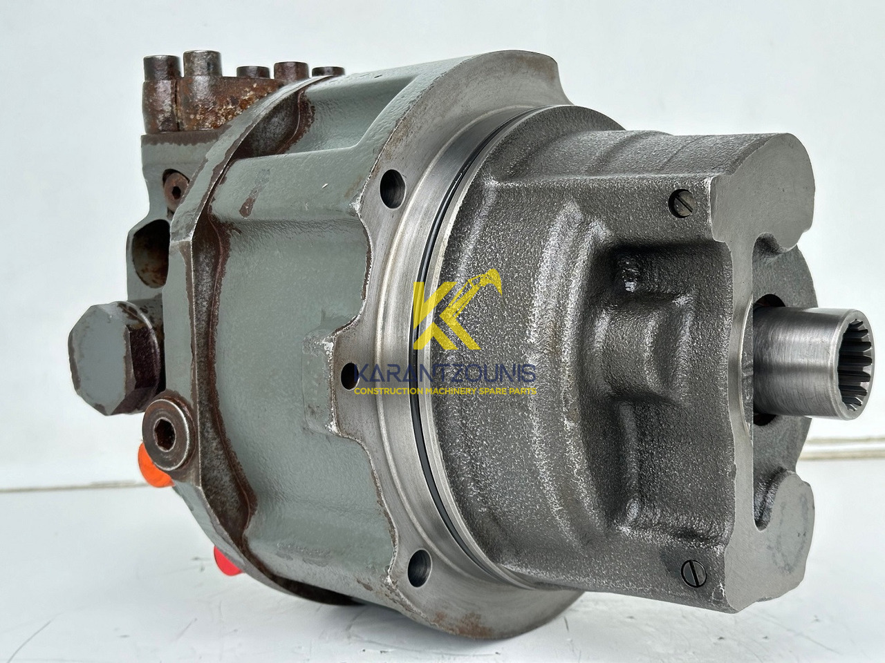 Liebherr Hydraulikeinbaumotor CMVE O 108. ID-Nr.10118562 - ID-Nr.10132610 - ID-Nr.10129048. LOS1916, LOS916, LOS926, R906, R916, R918, R920, R922, R924, R926COMP, R926, R936. #28314# - Hydraulikmotor für Baumaschine: das Bild 1 Liebherr Hydraulikeinbaumotor CMVE O 108. ID-Nr.10118562 - ID-Nr.10132610 - ID-Nr.10129048. LOS1916, LOS916, LOS926, R906, R916, R918, R920, R922, R924, R926COMP, R926, R936. #28314# - Hydraulikmotor für Baumaschine: das Bild 1