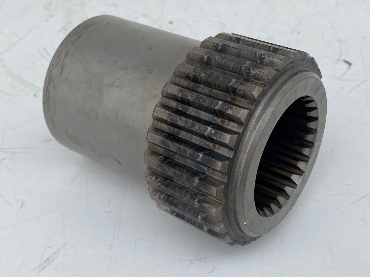 Liebherr Lamellenträger ID-Nr.9443704 - ID-Nr.944370403. FAT600, FAT600P067, FAT600P080. #LAM1005# - Fahrantrieb für Kettenbagger: das Bild 2 Liebherr Lamellenträger ID-Nr.9443704 - ID-Nr.944370403. FAT600, FAT600P067, FAT600P080. #LAM1005# - Fahrantrieb für Kettenbagger: das Bild 2