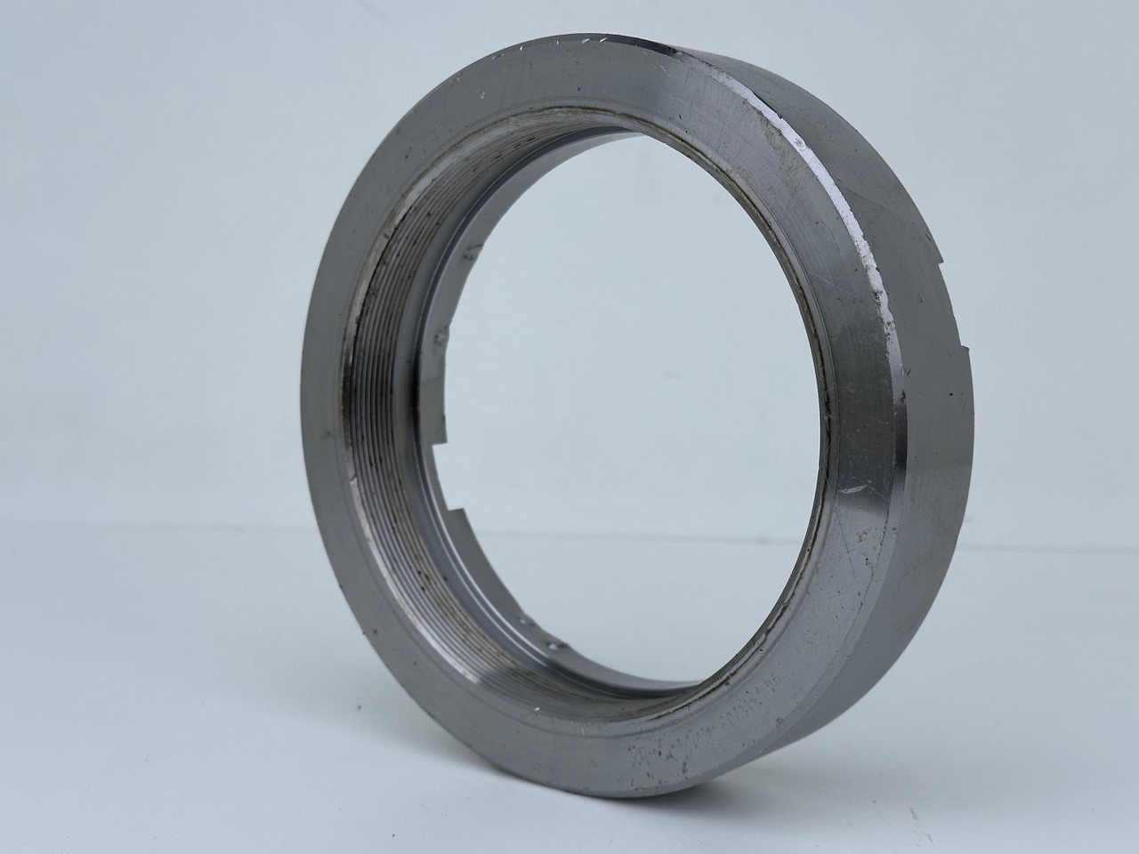 Liebherr Original Nutmutter ID-Nr.9443117 - ID-Nr.944311703. LH110,A974,LOS974,P974,P976,R974,R976,R980,P994,P995,R944,R995. #944311703.30.12.02# - Schwenkmotor für Baumaschine: das Bild 4 Liebherr Original Nutmutter ID-Nr.9443117 - ID-Nr.944311703. LH110,A974,LOS974,P974,P976,R974,R976,R980,P994,P995,R944,R995. #944311703.30.12.02# - Schwenkmotor für Baumaschine: das Bild 4