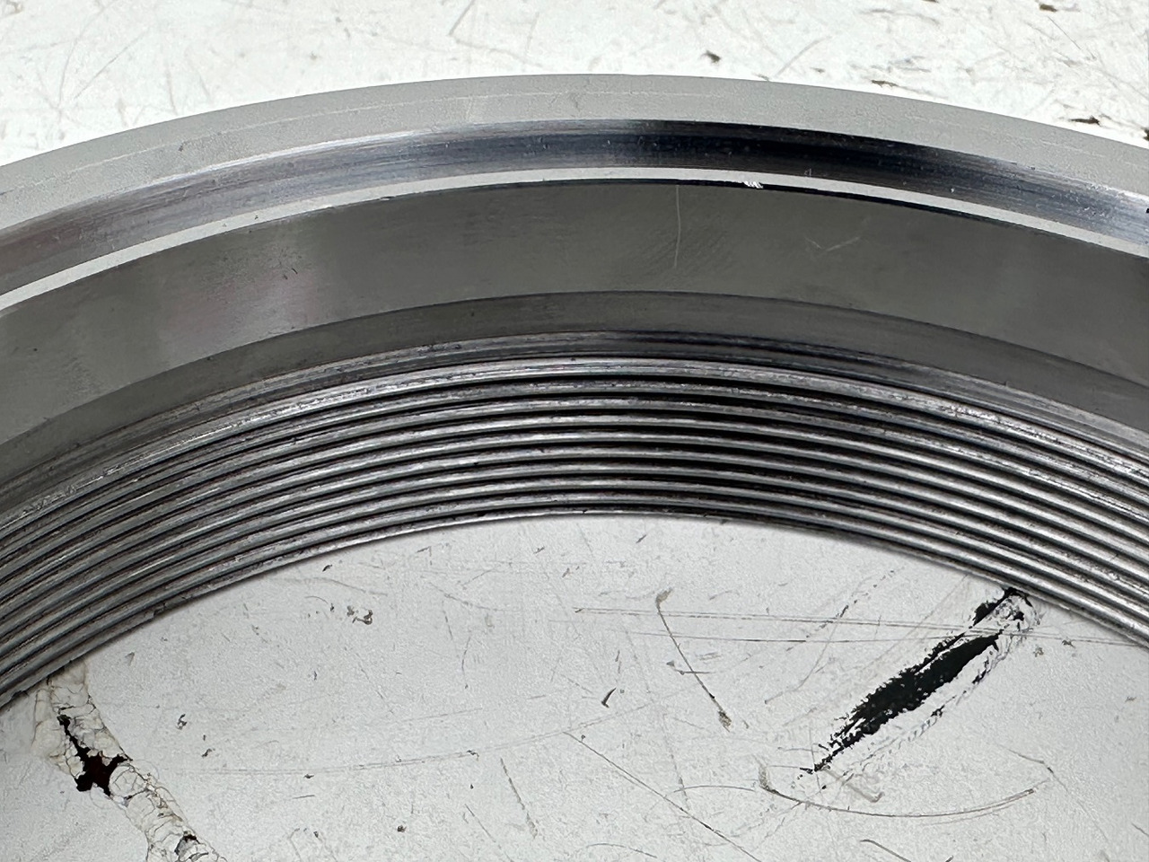 Liebherr Original Nutmutter ID-Nr.9443117 - ID-Nr.944311703. LH110,A974,LOS974,P974,P976,R974,R976,R980,P994,P995,R944,R995. #944311703.31.07# - Schwenkmotor für Baumaschine: das Bild 5 Liebherr Original Nutmutter ID-Nr.9443117 - ID-Nr.944311703. LH110,A974,LOS974,P974,P976,R974,R976,R980,P994,P995,R944,R995. #944311703.31.07# - Schwenkmotor für Baumaschine: das Bild 5