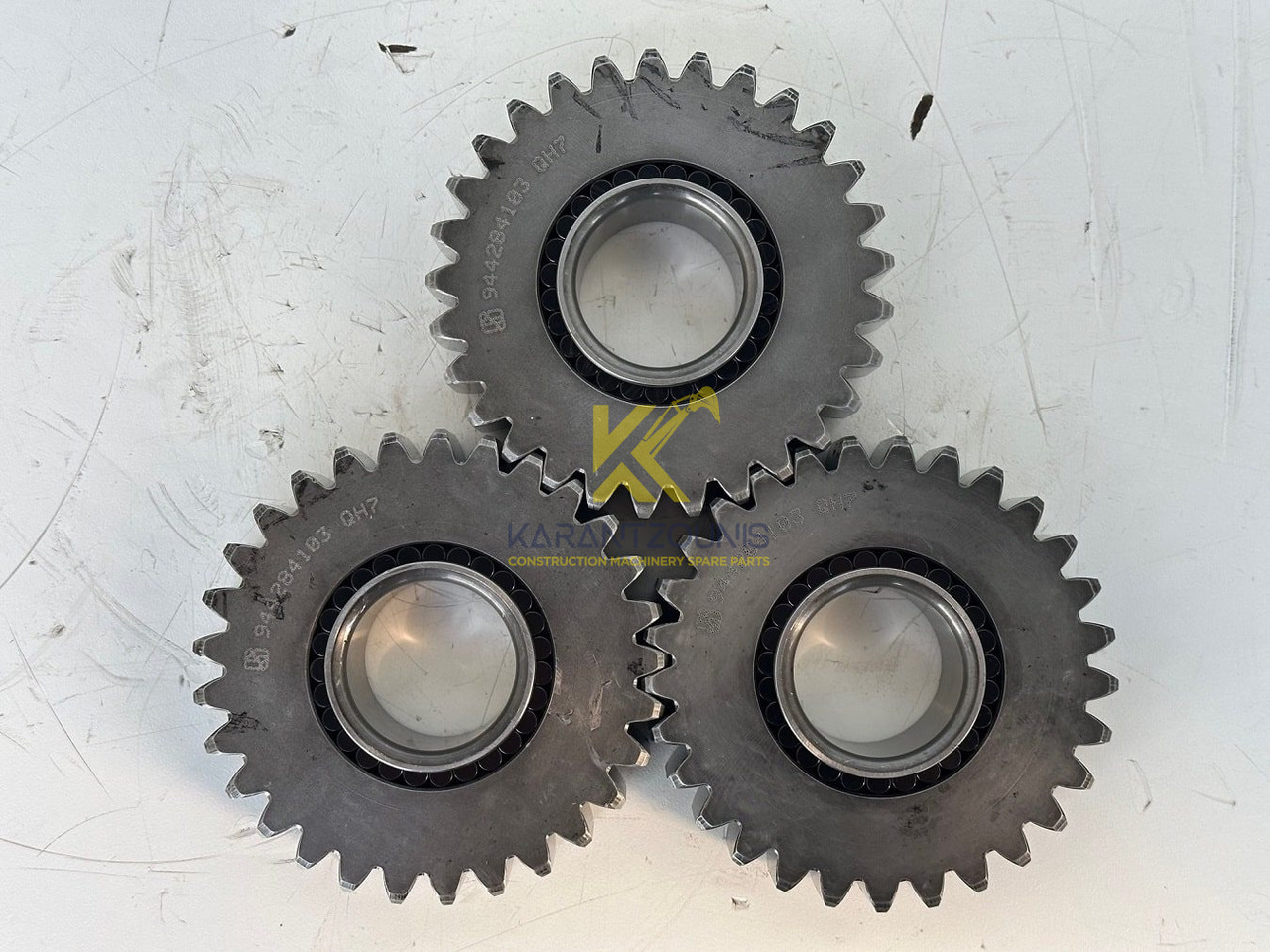 Liebherr Planetenrad ID-Nr.9442840 - ID-Nr.944284003. FAT350 - FAT350P022 - FAT350P059 - FAT350P062 - FAT350P068 - FAT350P079. LH22C, R313, R317, R900, R902, R904, R912, R914, R922, R924, R924 COMP. # - Fahrantrieb für Baumaschine: das Bild 3 Liebherr Planetenrad ID-Nr.9442840 - ID-Nr.944284003. FAT350 - FAT350P022 - FAT350P059 - FAT350P062 - FAT350P068 - FAT350P079. LH22C, R313, R317, R900, R902, R904, R912, R914, R922, R924, R924 COMP. # - Fahrantrieb für Baumaschine: das Bild 3