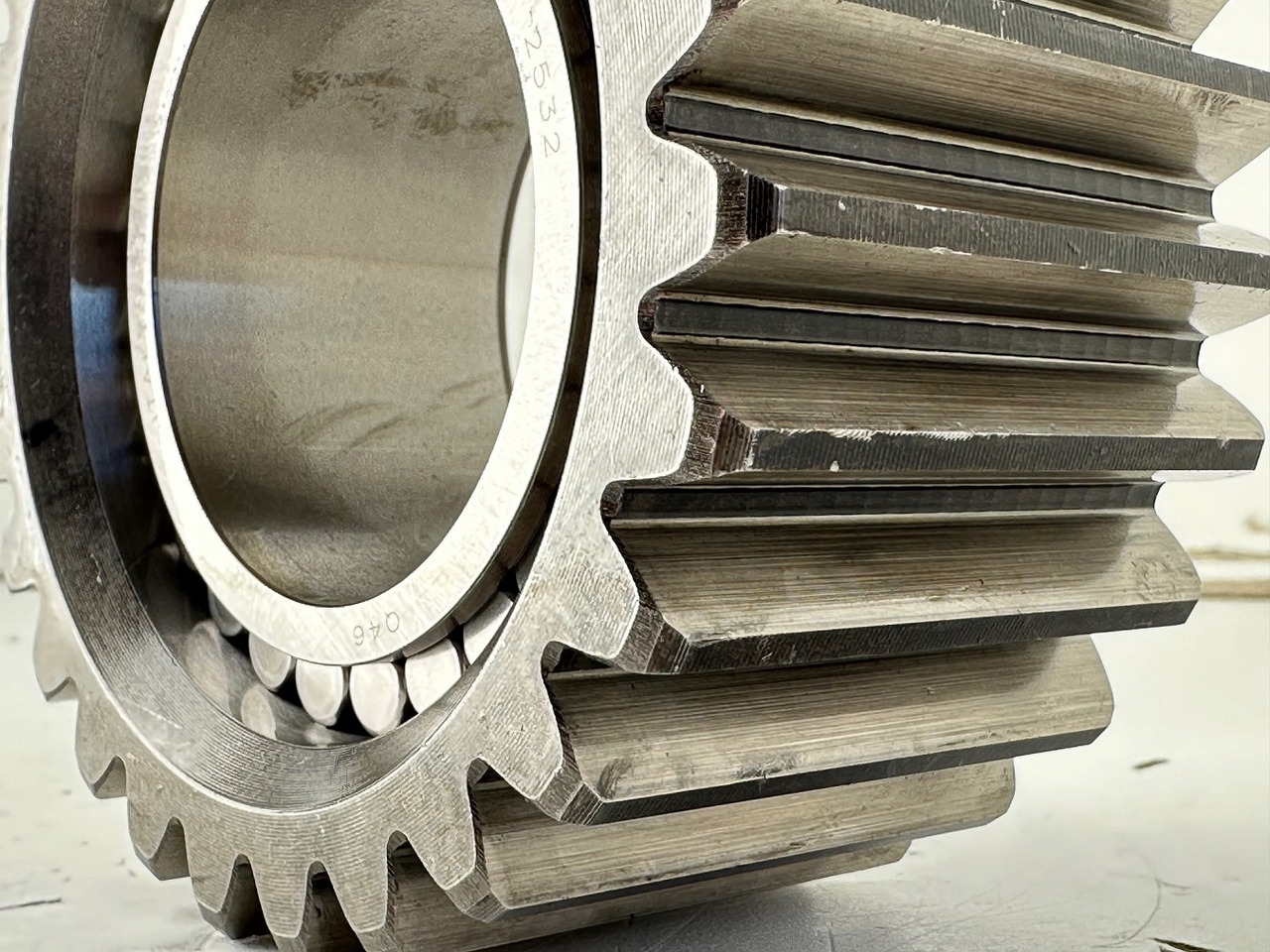 Liebherr Planetenrad ID-Nr.9443004 - ID-Nr.944300403. FAT400-FAT400/018-FAT400P018-FAT400P063-FAT400P073-FAT400P092. R934 IND,R906,R914,R916,R922,R924,R932,R934,R936,R942,R944. #944300503.01# - Fahrantrieb für Bagger: das Bild 5 Liebherr Planetenrad ID-Nr.9443004 - ID-Nr.944300403. FAT400-FAT400/018-FAT400P018-FAT400P063-FAT400P073-FAT400P092. R934 IND,R906,R914,R916,R922,R924,R932,R934,R936,R942,R944. #944300503.01# - Fahrantrieb für Bagger: das Bild 5