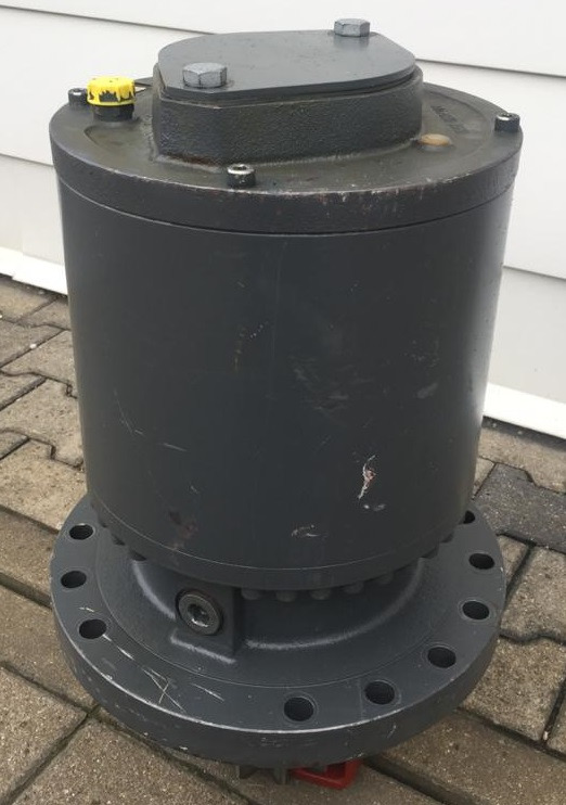 Liebherr Schwenkantrieb SAT300/282. ID-Nr.90209176 - ID-Nr.90209177 - ID-Nr.90209178. LH40, LH50. #1168# - Schwenkmotor für Mobilbagger: das Bild 3 Liebherr Schwenkantrieb SAT300/282. ID-Nr.90209176 - ID-Nr.90209177 - ID-Nr.90209178. LH40, LH50. #1168# - Schwenkmotor für Mobilbagger: das Bild 3