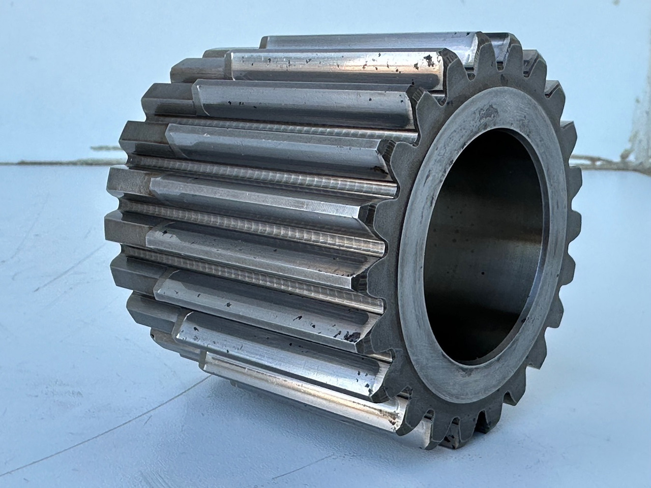 Liebherr Sonnenrad ID-Nr.90016258. FAT400P112,FAT400P130,FAT400P139,LOS1936,LOS926,R926,R928,R930,R934,R936,R938,R940,R944,R946,R950T. #90016258.06.08.02# - Fahrantrieb für Kettenbagger: das Bild 2 Liebherr Sonnenrad ID-Nr.90016258. FAT400P112,FAT400P130,FAT400P139,LOS1936,LOS926,R926,R928,R930,R934,R936,R938,R940,R944,R946,R950T. #90016258.06.08.02# - Fahrantrieb für Kettenbagger: das Bild 2