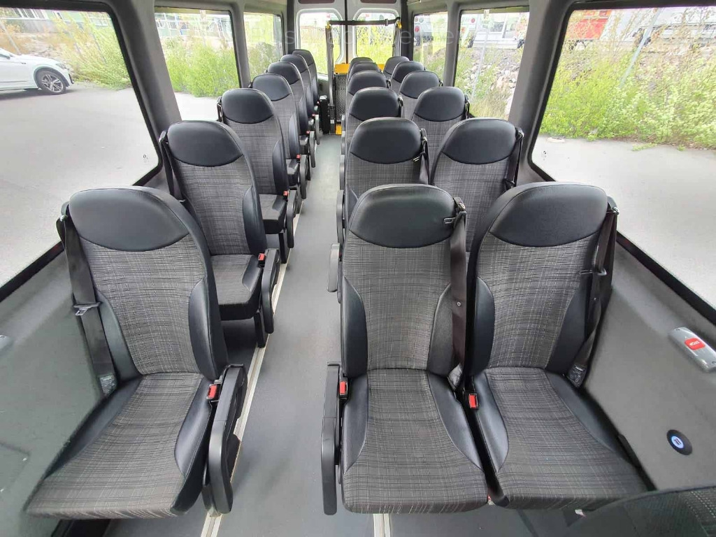 MERCEDES SPRINTER 516CDI VDL // 2 units with hc lift - Kleinbus, Personentransporter: das Bild 5 MERCEDES SPRINTER 516CDI VDL // 2 units with hc lift - Kleinbus, Personentransporter: das Bild 5
