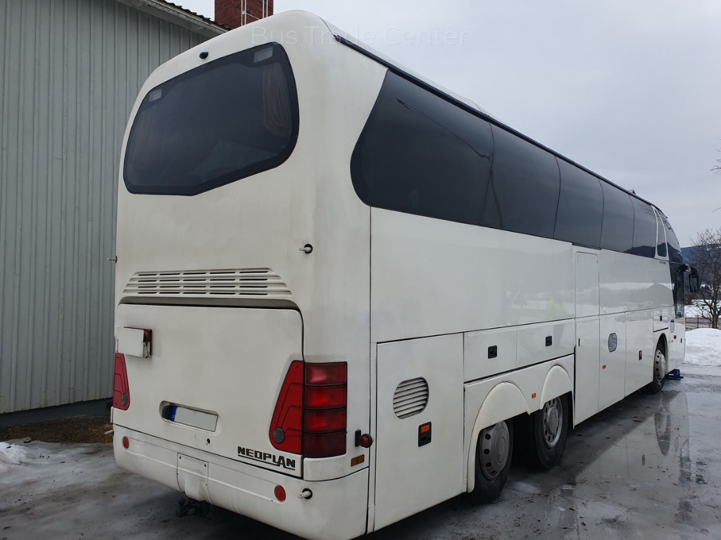 NEOPLAN STARLINER N516/3 SHDH - Reisebus: das Bild 2 NEOPLAN STARLINER N516/3 SHDH - Reisebus: das Bild 2