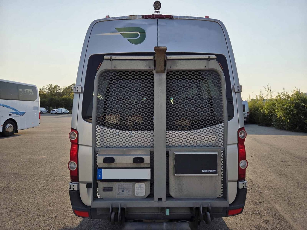 VOLKSWAGEN CRAFTER 50 LR // lift - Kleinbus, Personentransporter: das Bild 5 VOLKSWAGEN CRAFTER 50 LR // lift - Kleinbus, Personentransporter: das Bild 5