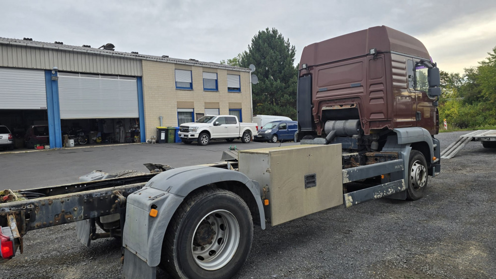 MAN TGA 18.430 4x2 (Nr. 6167) - Fahrgestell LKW: das Bild 5 MAN TGA 18.430 4x2 (Nr. 6167) - Fahrgestell LKW: das Bild 5