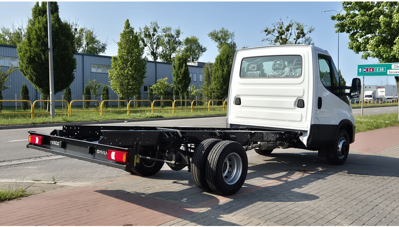 NEU: Fahrgestell LKW Iveco Daily 70C18 - nowe!: das Bild 7