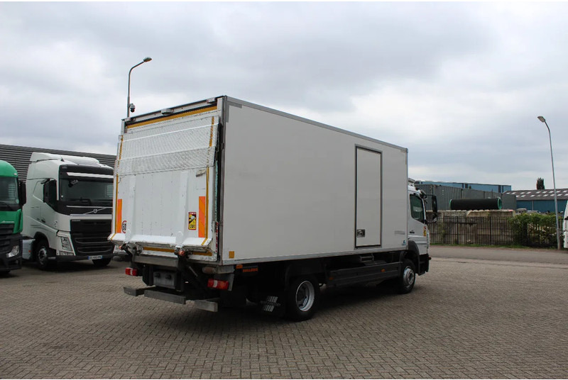 Mercedes-Benz Atego 1221 * EURO6 * 4X2 * BOX * CARRIER * SUPRA 750 * MANUAL * - Kühlkoffer LKW: das Bild 4 Mercedes-Benz Atego 1221 * EURO6 * 4X2 * BOX * CARRIER * SUPRA 750 * MANUAL * - Kühlkoffer LKW: das Bild 4