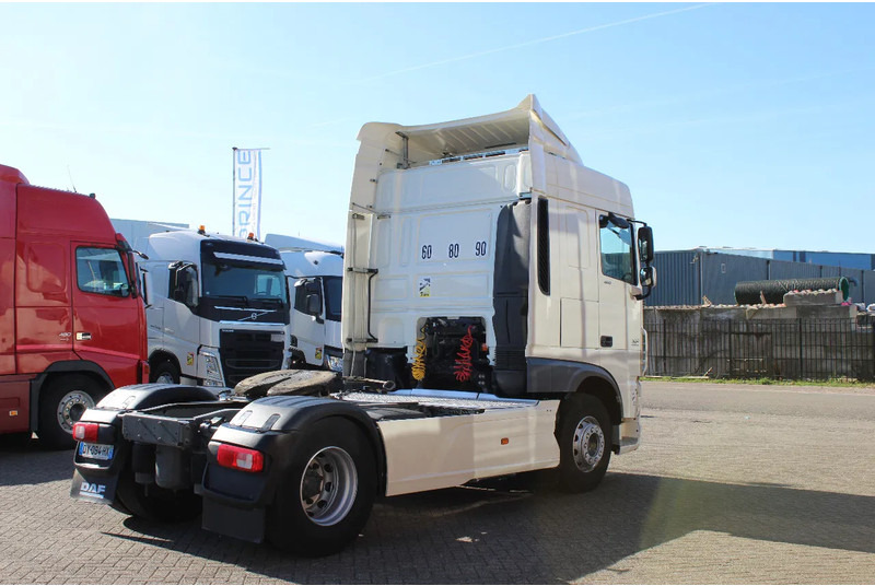 DAF XF 106.460 * EURO6 * 4X2 * - Sattelzugmaschine: das Bild 3 DAF XF 106.460 * EURO6 * 4X2 * - Sattelzugmaschine: das Bild 3