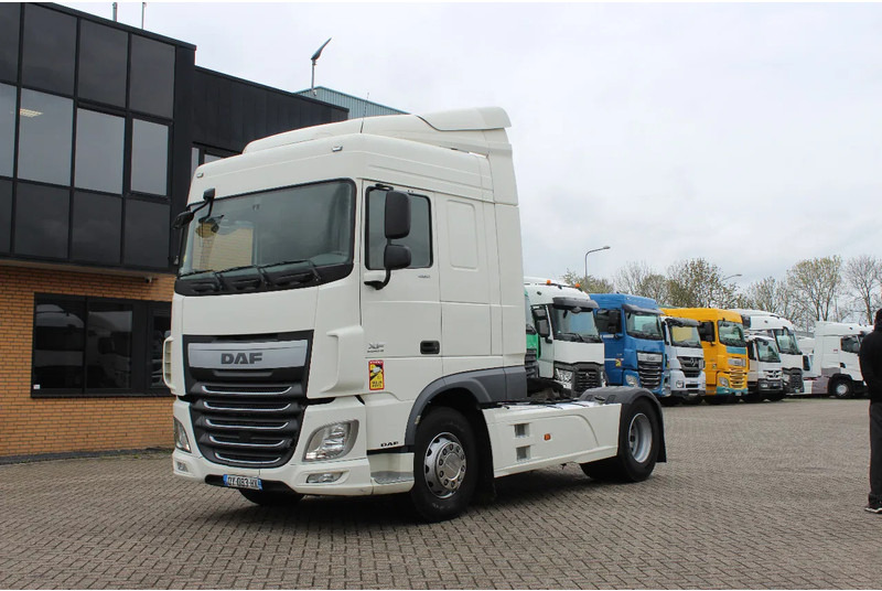 DAF XF 106.460 * EURO6 * 4X2 * - Sattelzugmaschine: das Bild 1 DAF XF 106.460 * EURO6 * 4X2 * - Sattelzugmaschine: das Bild 1