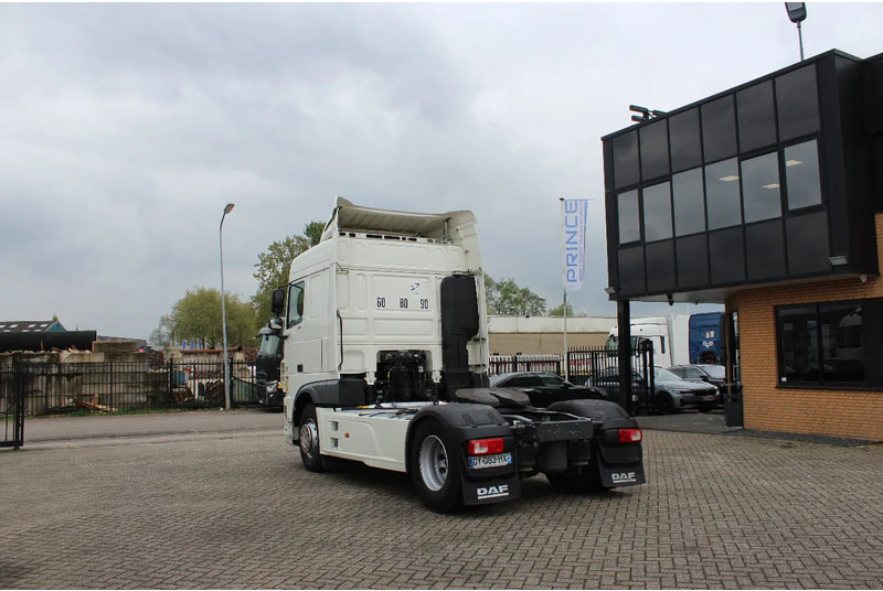 DAF XF 106.460 * EURO6 * 4X2 * - Sattelzugmaschine: das Bild 3 DAF XF 106.460 * EURO6 * 4X2 * - Sattelzugmaschine: das Bild 3