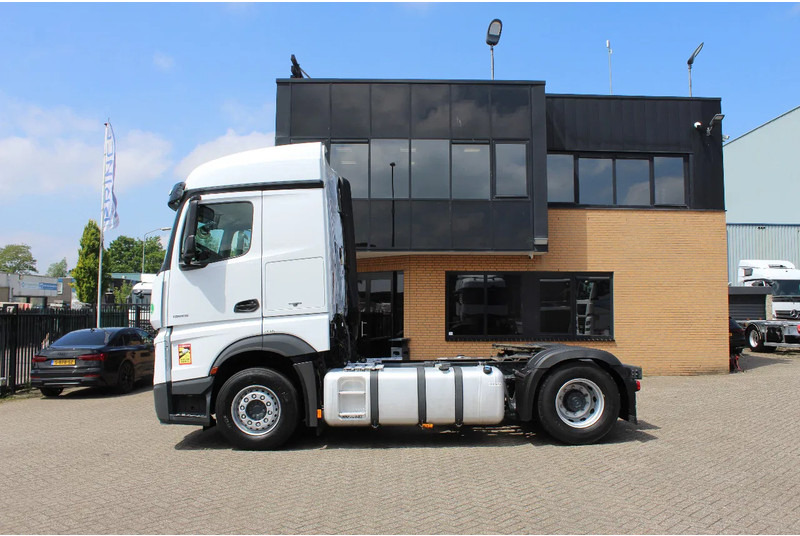 Mercedes-Benz Actros 1845 * 4X2 * EURO6 * - Sattelzugmaschine: das Bild 2 Mercedes-Benz Actros 1845 * 4X2 * EURO6 * - Sattelzugmaschine: das Bild 2