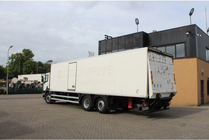 Scania P320 * EURO5 * 6X2 * CARRIER SUPRA 750 * MANUAL * - Kühlkoffer LKW: das Bild 2 Scania P320 * EURO5 * 6X2 * CARRIER SUPRA 750 * MANUAL * - Kühlkoffer LKW: das Bild 2