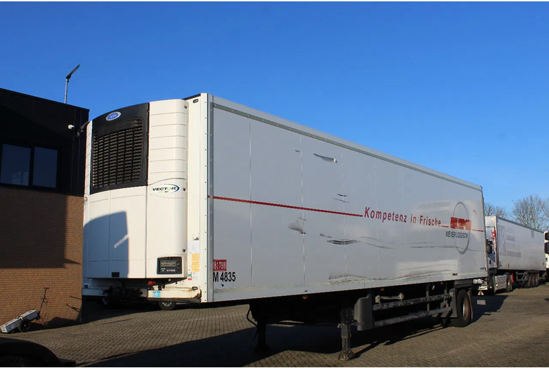 Schmitz Cargobull * 1 AXLE * VECTOR 1950 MT * - Kühlkoffer Auflieger: das Bild 1 Schmitz Cargobull * 1 AXLE * VECTOR 1950 MT * - Kühlkoffer Auflieger: das Bild 1