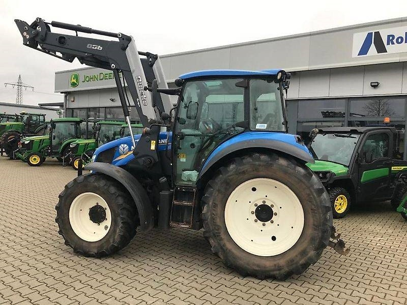 New Holland T4.85 - Traktor: das Bild 3 New Holland T4.85 - Traktor: das Bild 3