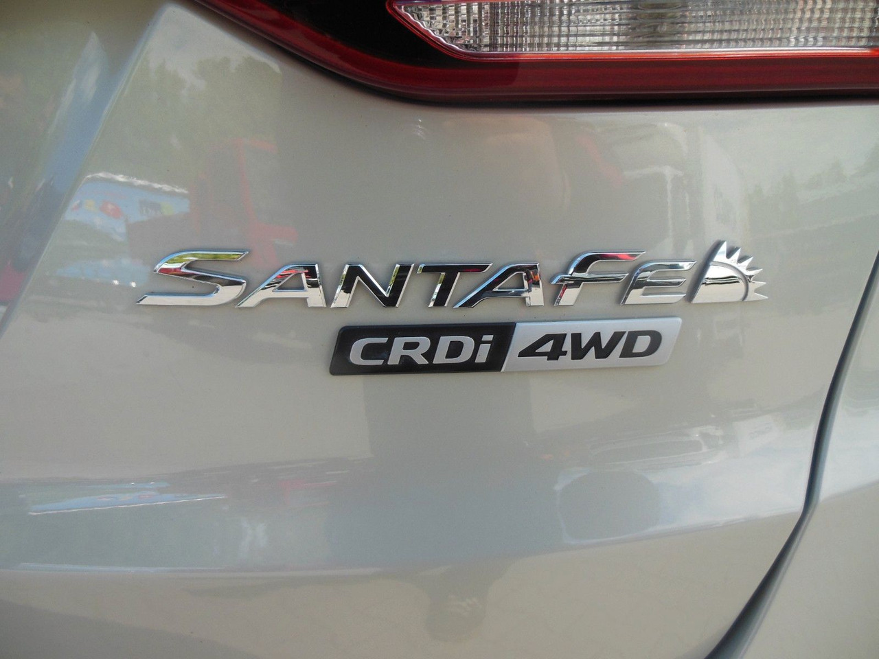 Hyundai Santa Fe 2,2 CRDi, 4WD, Automatic, Leder, Panora - SUV/ Geländewagen: das Bild 5 Hyundai Santa Fe 2,2 CRDi, 4WD, Automatic, Leder, Panora - SUV/ Geländewagen: das Bild 5