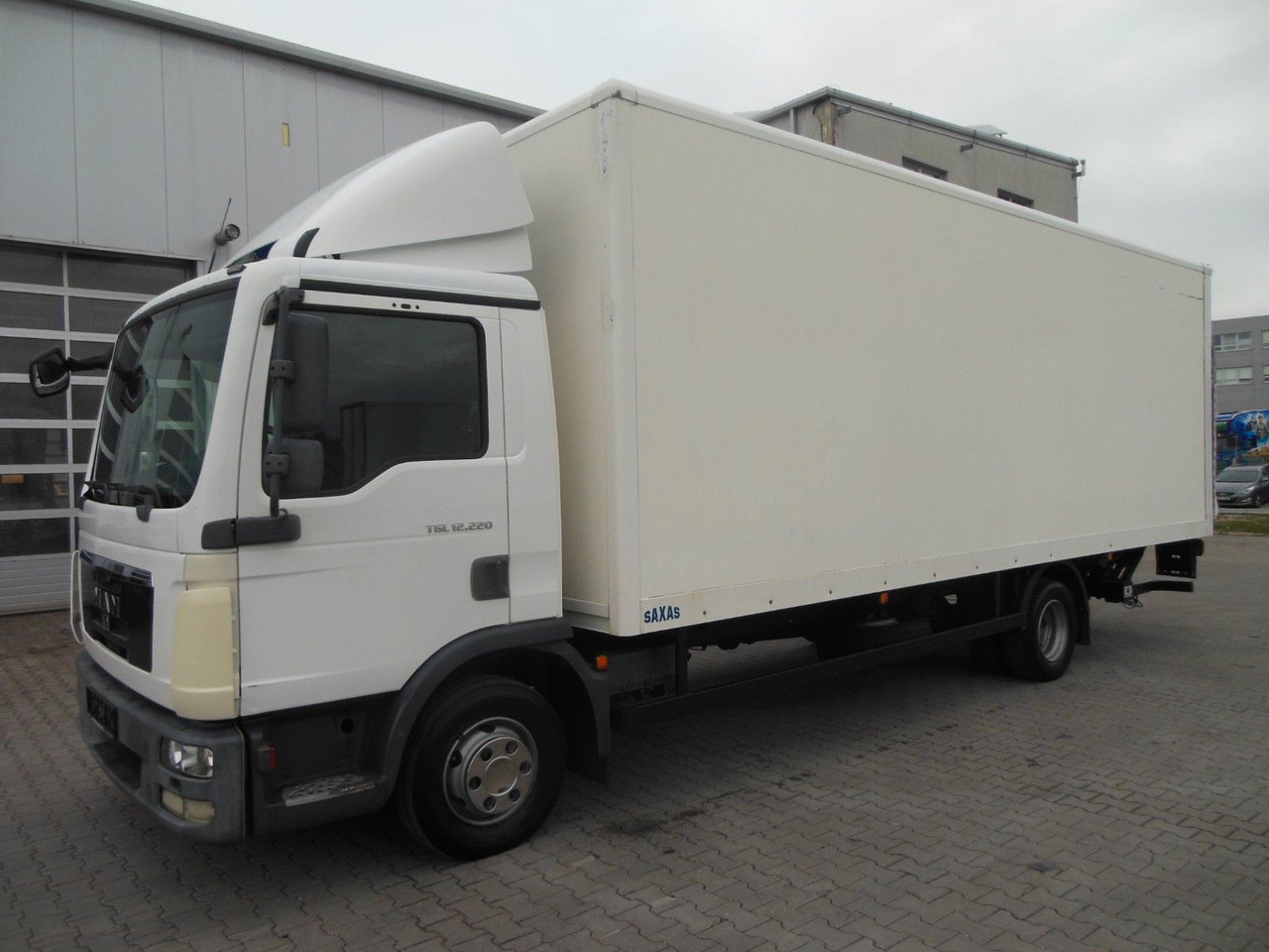MAN TGL 12.220 BB, D-HOLLANDIA - Koffer LKW: das Bild 1 MAN TGL 12.220 BB, D-HOLLANDIA - Koffer LKW: das Bild 1