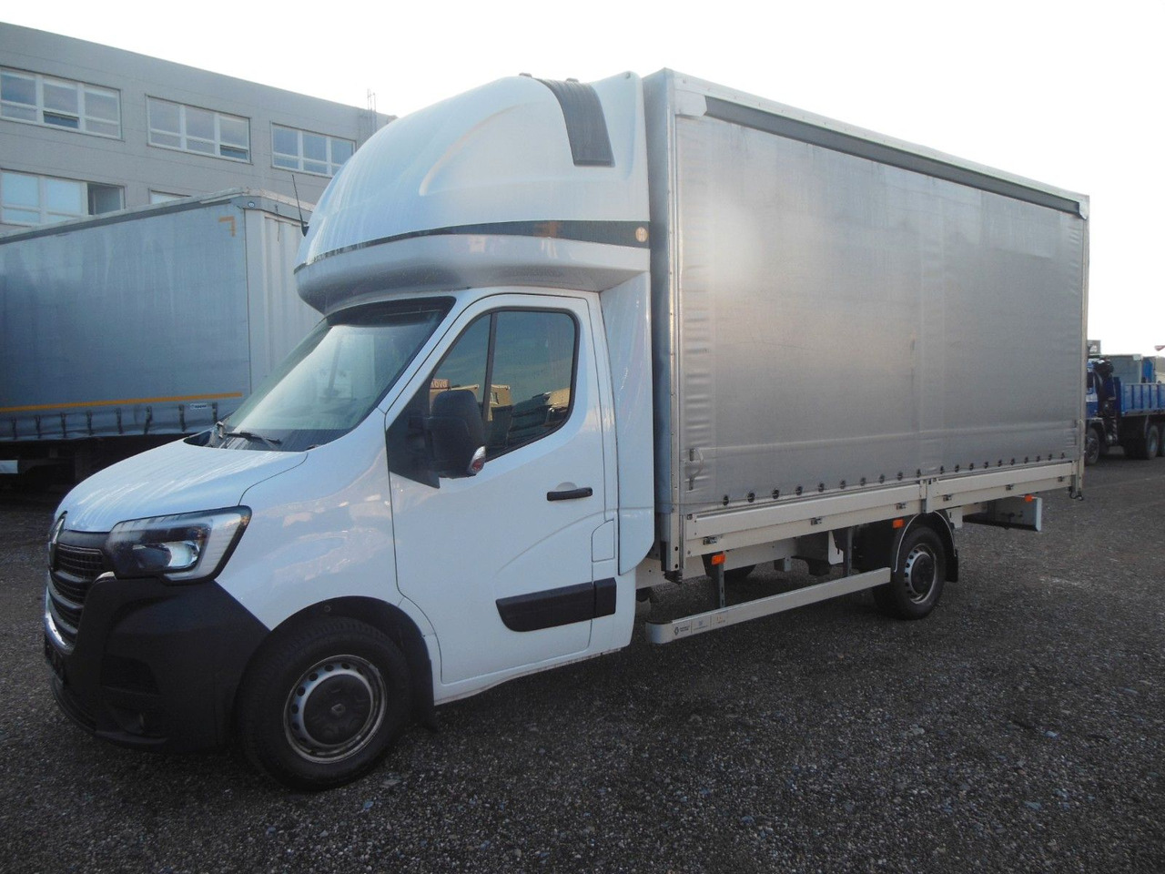 Renault MASTER 2.3 DCI, 10 PALETTEN, LUFT FEDERUNG - Planen Transporter: das Bild 1 Renault MASTER 2.3 DCI, 10 PALETTEN, LUFT FEDERUNG - Planen Transporter: das Bild 1