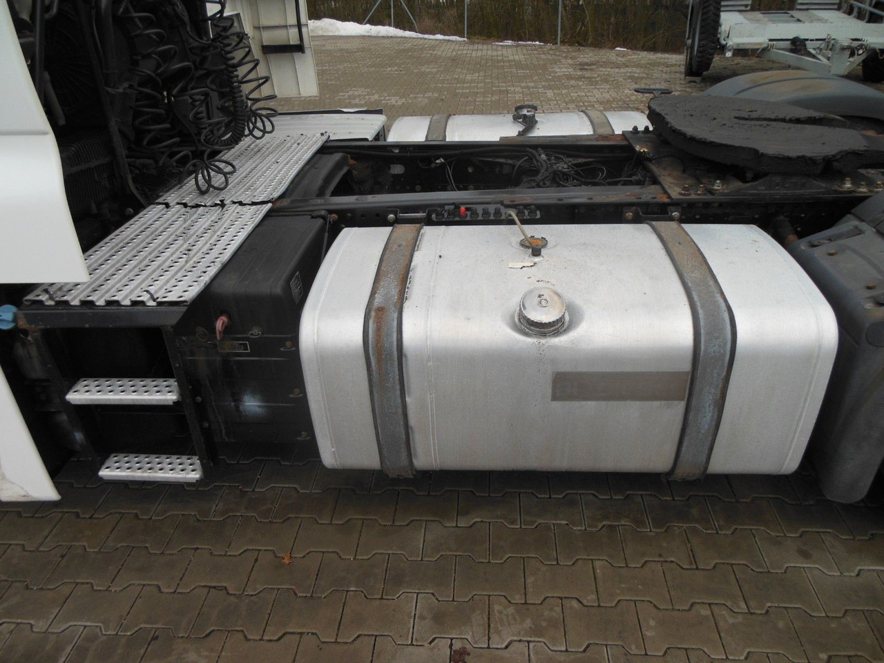 Sattelzugmaschine MAN TGX 18.480 LLS-U, LOWDECK + KRONE MEGA MAN TGX 18.480 LLS-U, LOWDECK: das Bild 8