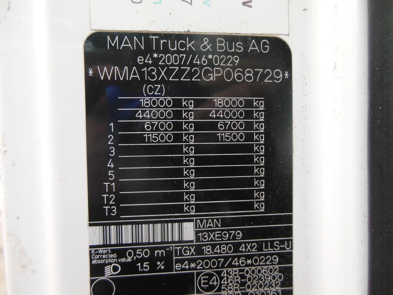 Sattelzugmaschine MAN TGX 18.480 LLS-U, LOWDECK + KRONE MEGA MAN TGX 18.480 LLS-U, LOWDECK: das Bild 21