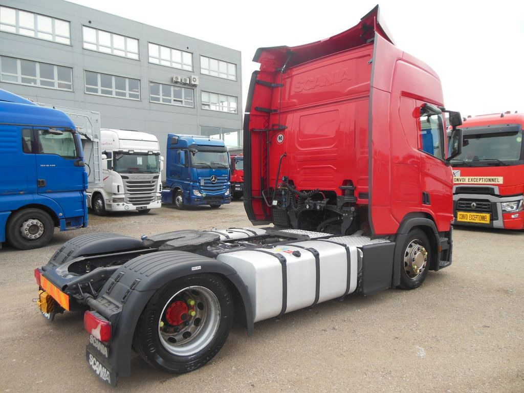 Scania R450 LOWDECK, RETARDER, STANDKLIMA, VOLL LUFT - Sattelzugmaschine: das Bild 3 Scania R450 LOWDECK, RETARDER, STANDKLIMA, VOLL LUFT - Sattelzugmaschine: das Bild 3